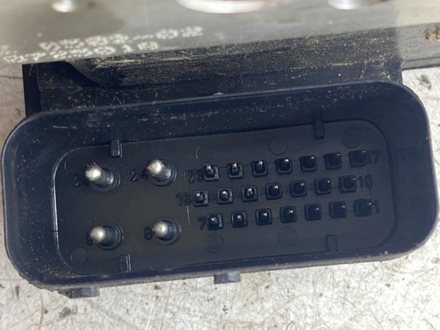 bontott BMW 3 E46 ABS Kocka