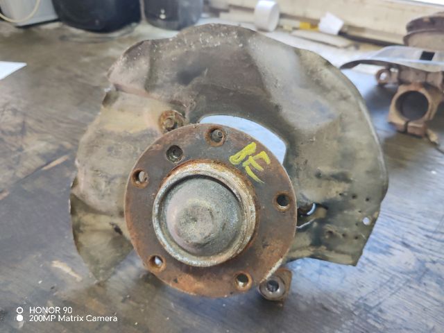 bontott BMW 3 E46 Bal első Csonkállvány Kerékaggyal