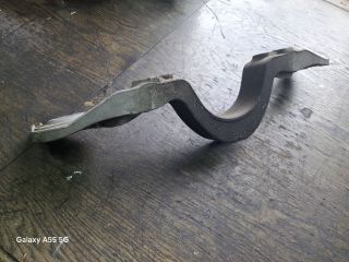 bontott BMW 3 E46 Differenciálmű Tartó Bak