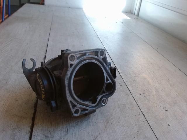 bontott BMW 3 E46 Fojtószelep (Mechanikus)