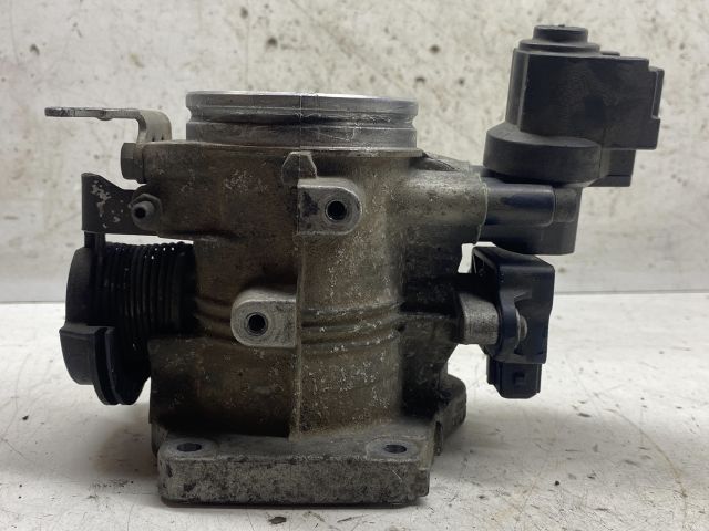 bontott BMW 3 E46 Fojtószelep (Mechanikus)