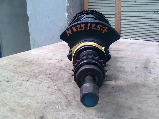 bontott BMW 3 E46 Főtengely Csapágysorral