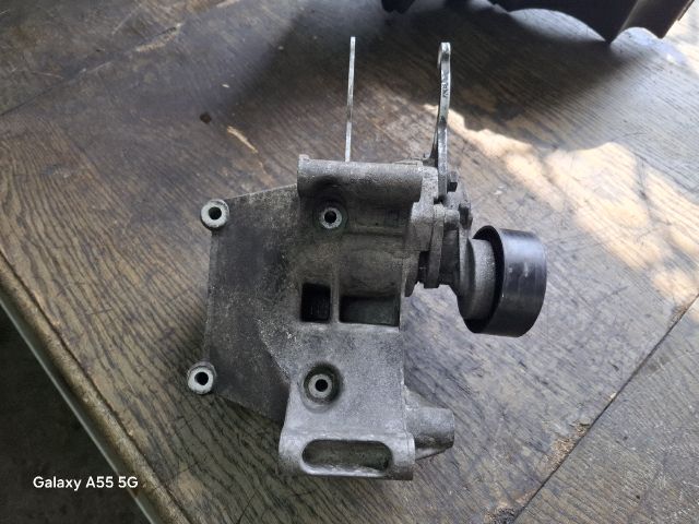 bontott BMW 3 E46 Generátor Tartó Bak