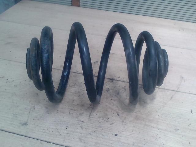 bontott BMW 3 E46 Hátsó Rugó