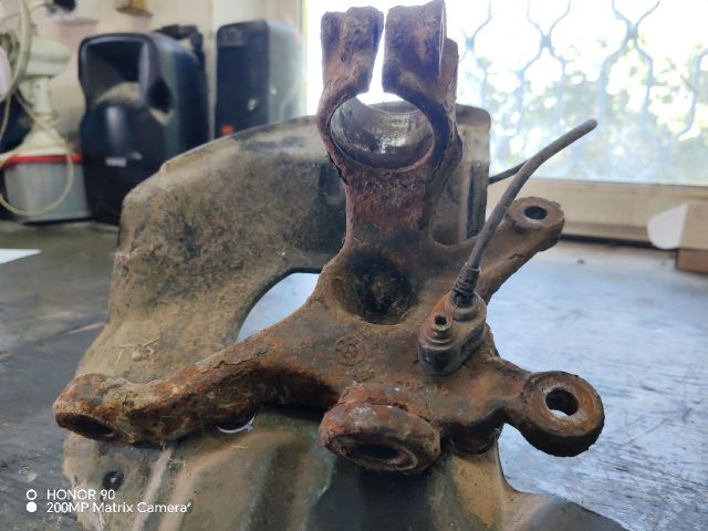 bontott BMW 3 E46 Jobb első Csonkállvány Kerékaggyal