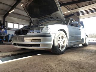 bontott BMW 3 E46 Jobb első Fékkengyel