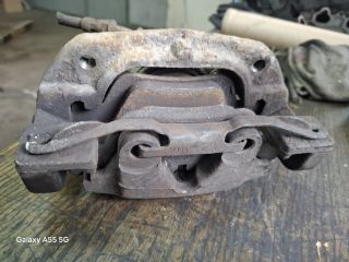 bontott BMW 3 E46 Jobb első Féknyereg Munkahengerrel