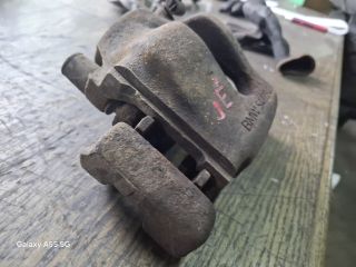 bontott BMW 3 E46 Jobb első Féknyereg Munkahengerrel