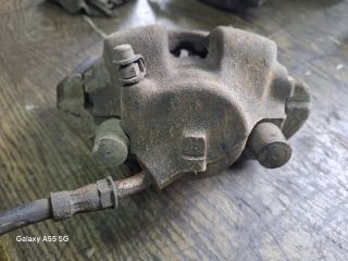 bontott BMW 3 E46 Jobb első Féknyereg Munkahengerrel