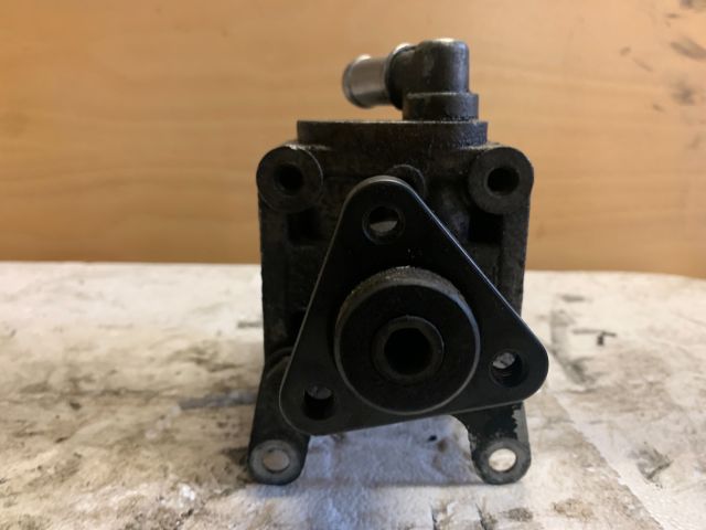 bontott BMW 3 E46 Kormányszervó Motor (Hidraulikus)