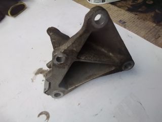 bontott BMW 3 E46 Motor Tartó Bak (Fém)