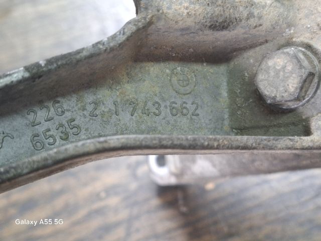 bontott BMW 3 E46 Motor Tartó Bak (Fém)