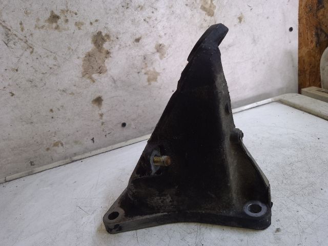 bontott BMW 3 E46 Motor Tartó Bak (Fém)