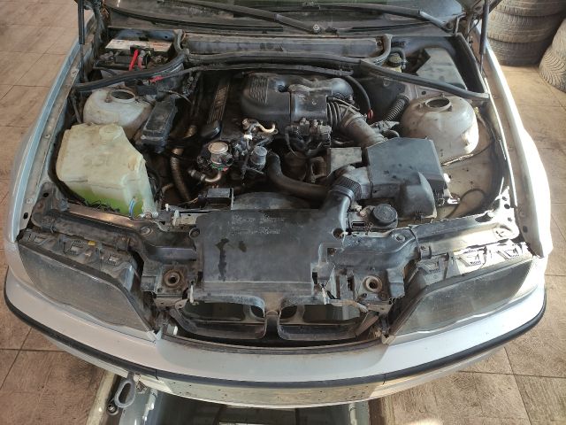 bontott BMW 3 E46 Motor Tartó Bak Jobb