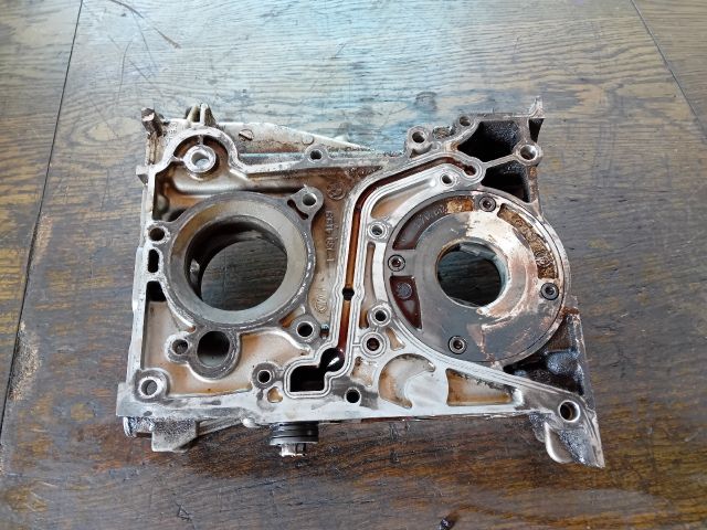 bontott BMW 3 E46 Olajszivattyú