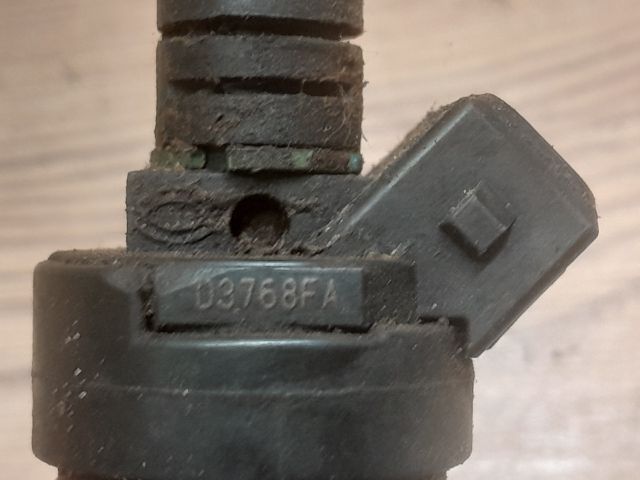 bontott BMW 3 E46 Porlasztó (1 db)