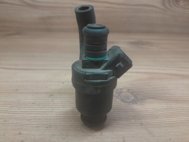 bontott BMW 3 E46 Porlasztó (1 db)