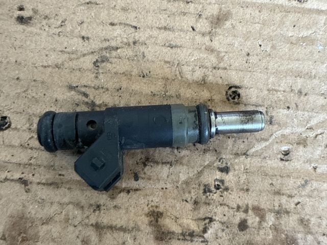 bontott BMW 3 E46 Porlasztó (1 db)