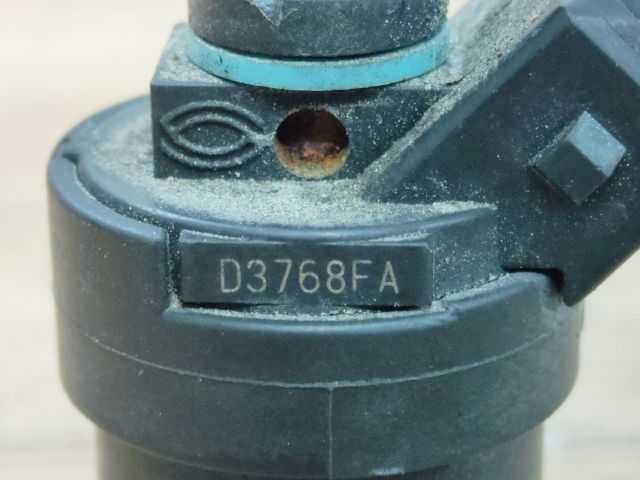 bontott BMW 3 E46 Porlasztó (1 db)