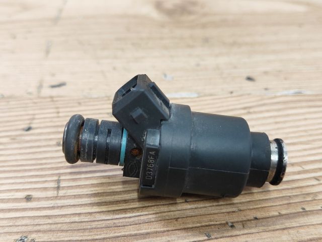 bontott BMW 3 E46 Porlasztó (1 db)