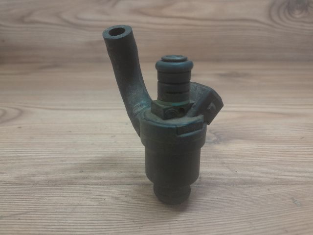 bontott BMW 3 E46 Porlasztó (1 db)