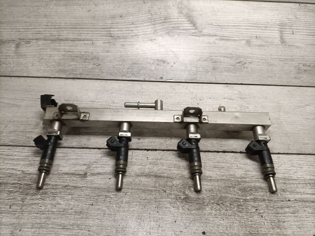 bontott BMW 3 E46 Porlasztó (1 db)