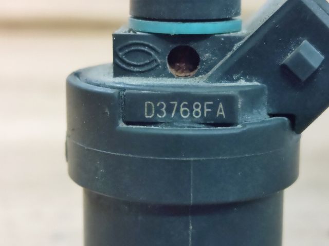 bontott BMW 3 E46 Porlasztó (1 db)