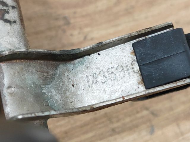 bontott BMW 3 E46 Porlasztó Sor / Híd