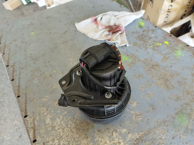 bontott BMW 3 E46 Szekunder Levegő Szivattyú