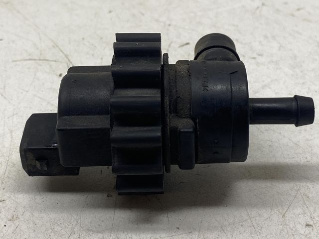 bontott BMW 3 E46 Turbó Vákum Szelep