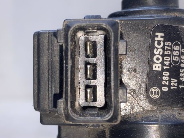 bontott BMW 3 E46 Fojtószelep (Mechanikus)