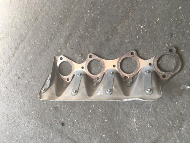 bontott BMW 3 E46 Kipufogó Leömlő Tömítés