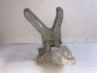 bontott BMW 3 E46 Motor Tartó Bak Bal