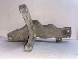 bontott BMW 3 E46 Motor Tartó Bak Bal