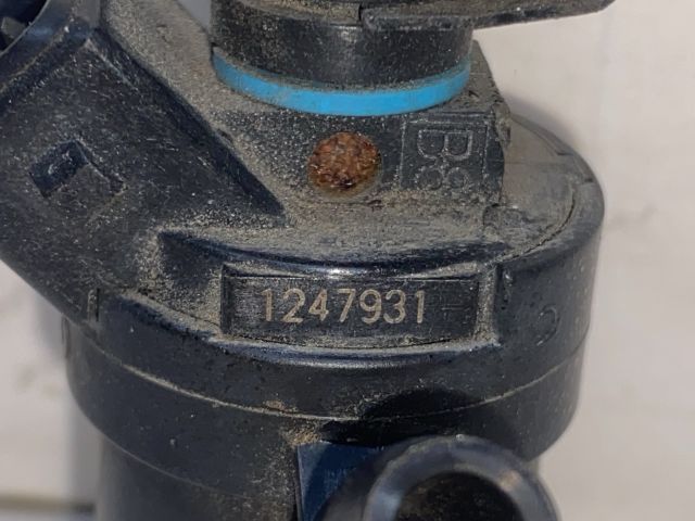 bontott BMW 3 E46 Porlasztó (1 db)