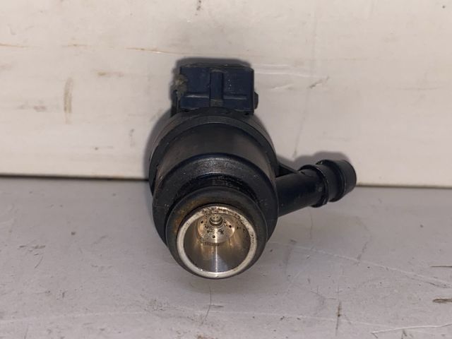 bontott BMW 3 E46 Porlasztó (1 db)