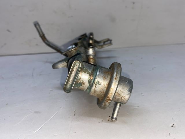 bontott BMW 3 E46 Porlasztó Sor / Híd