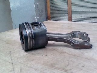 bontott BMW 3 E46 Dugattyú és Hajtókar