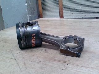 bontott BMW 3 E46 Dugattyú és Hajtókar