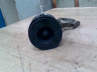 bontott BMW 3 E46 Dugattyú és Hajtókar