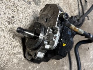 bontott BMW 3 E46 Nagynyomású Szivattyú