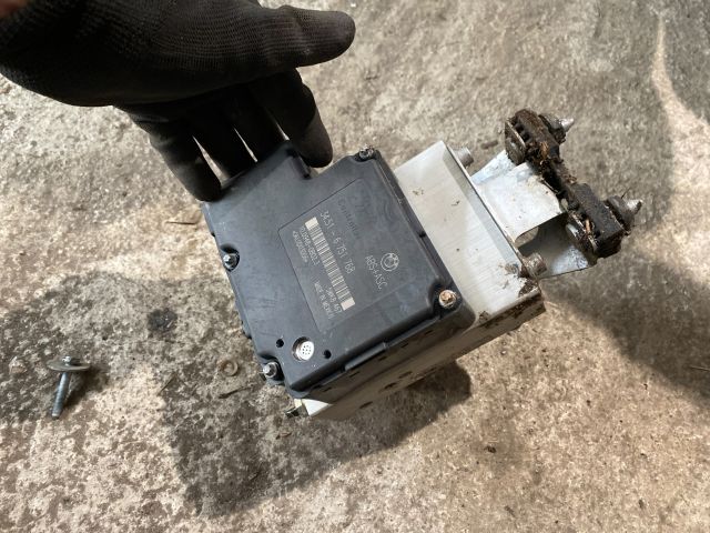 bontott BMW 3 E46 ABS Kocka