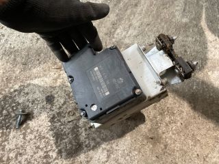 bontott BMW 3 E46 ABS Kocka