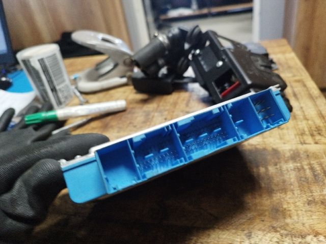 bontott BMW 3 E46 Automata Váltó Elektronika