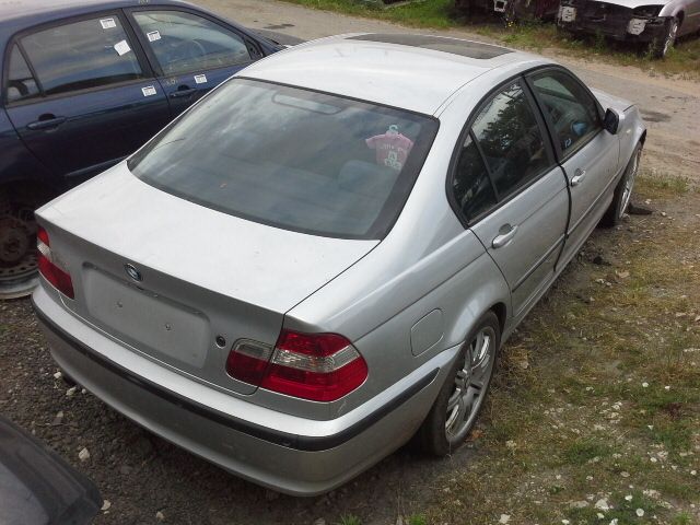 bontott BMW 3 E46 Bal első Kerékagy