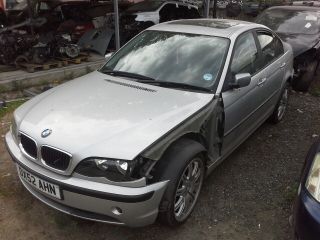 bontott BMW 3 E46 Bal első Kerékagy