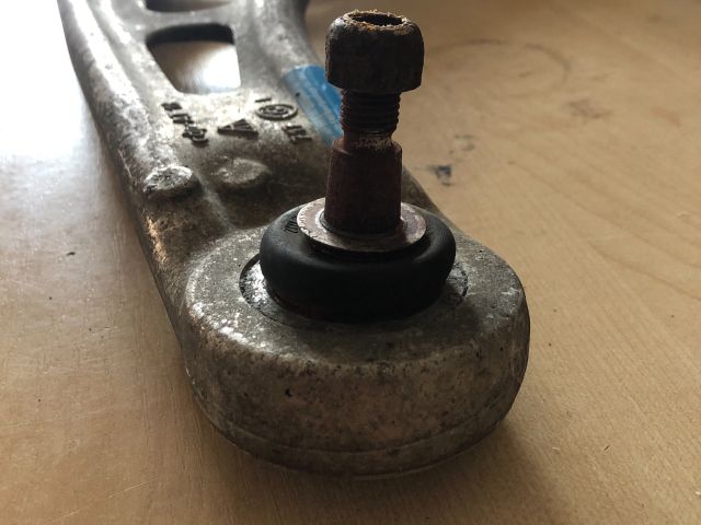 bontott BMW 3 E46 Bal első Lengőkar