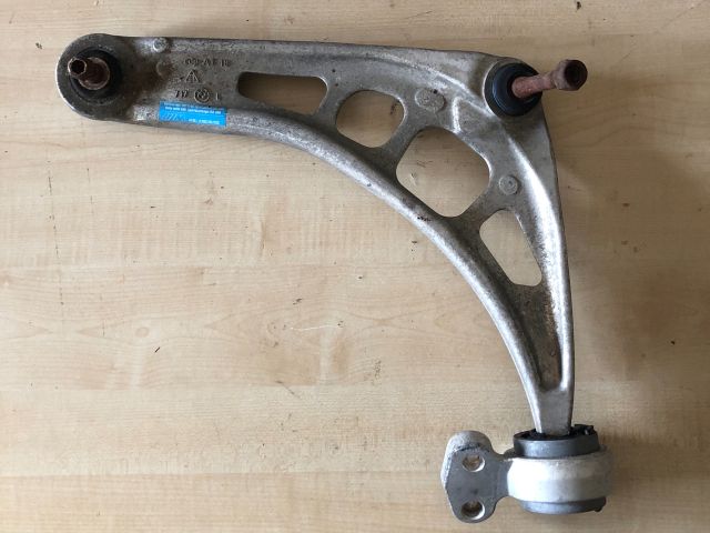 bontott BMW 3 E46 Bal első Lengőkar