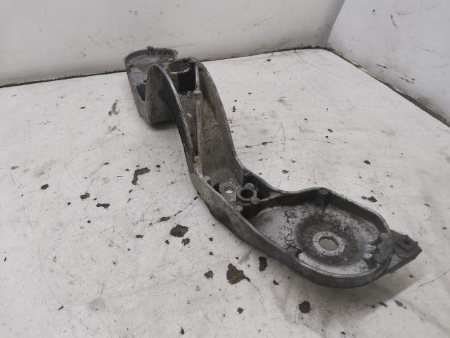 bontott BMW 3 E46 Differenciálmű Tartó Bak