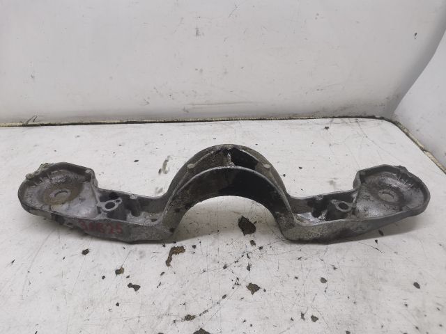 bontott BMW 3 E46 Differenciálmű Tartó Bak